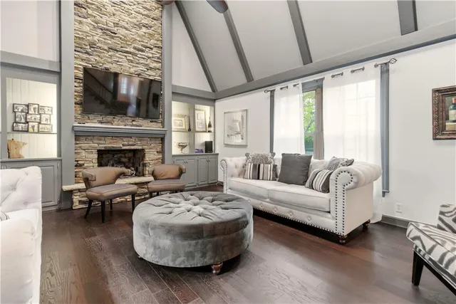 $975,000 | 3523 West 100th Terrace, Leawood, KS 66206