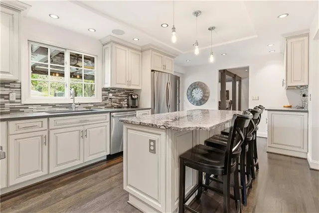 $975,000 | 3523 West 100th Terrace, Leawood, KS 66206