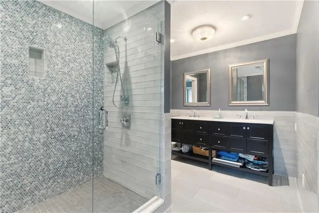 $975,000 | 3523 West 100th Terrace, Leawood, KS 66206