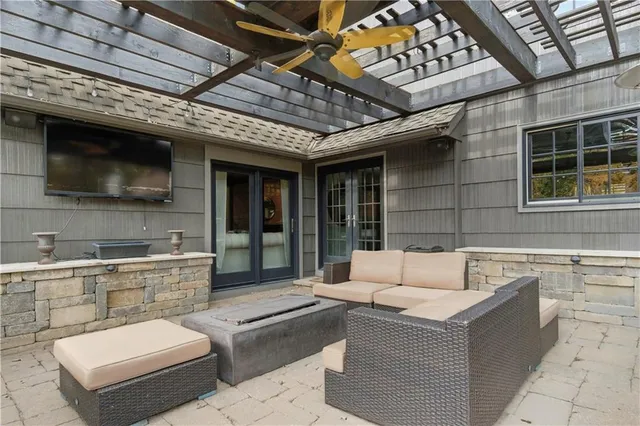 $975,000 | 3523 West 100th Terrace, Leawood, KS 66206