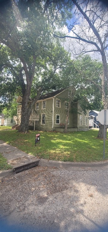 800 Travis Street, Unit PECAN Columbus, TX 78934 - Photo 9 of 10