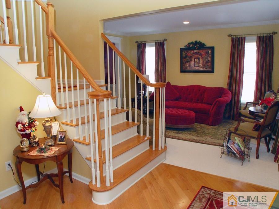 40 Rue Chagall Somerset, NJ 08873 - Photo 2 of 22 Gallery Image 2