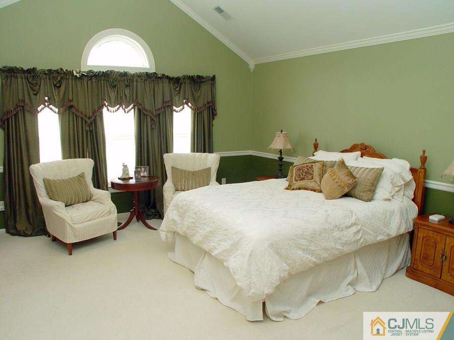 40 Rue Chagall Somerset, NJ 08873 - Photo 11 of 22 Gallery Image 11