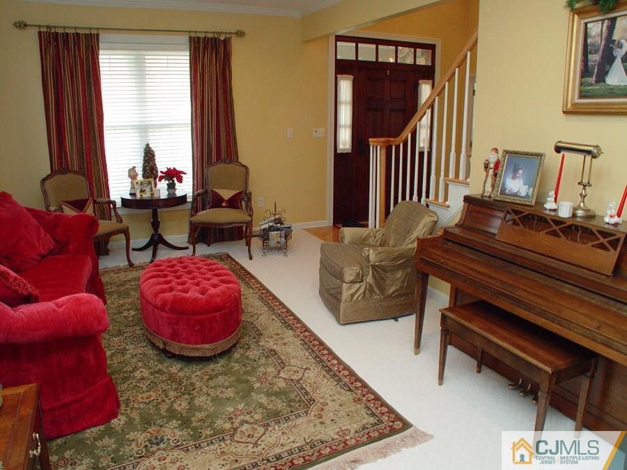 40 Rue Chagall Somerset, NJ 08873 - Photo 3 of 22 Gallery Image 3