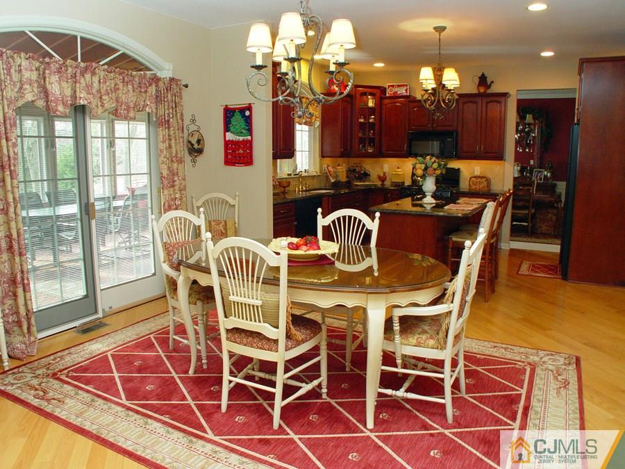 40 Rue Chagall Somerset, NJ 08873 - Photo 6 of 22 Gallery Image 6