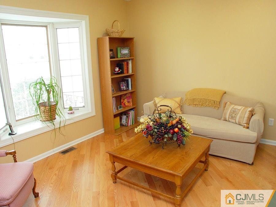 40 Rue Chagall Somerset, NJ 08873 - Photo 10 of 22 Gallery Image 10