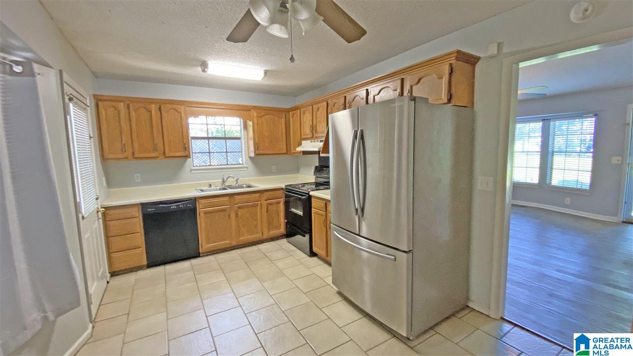 6450 Freda Drive Pinson, AL 35126 - Photo 5 of 17