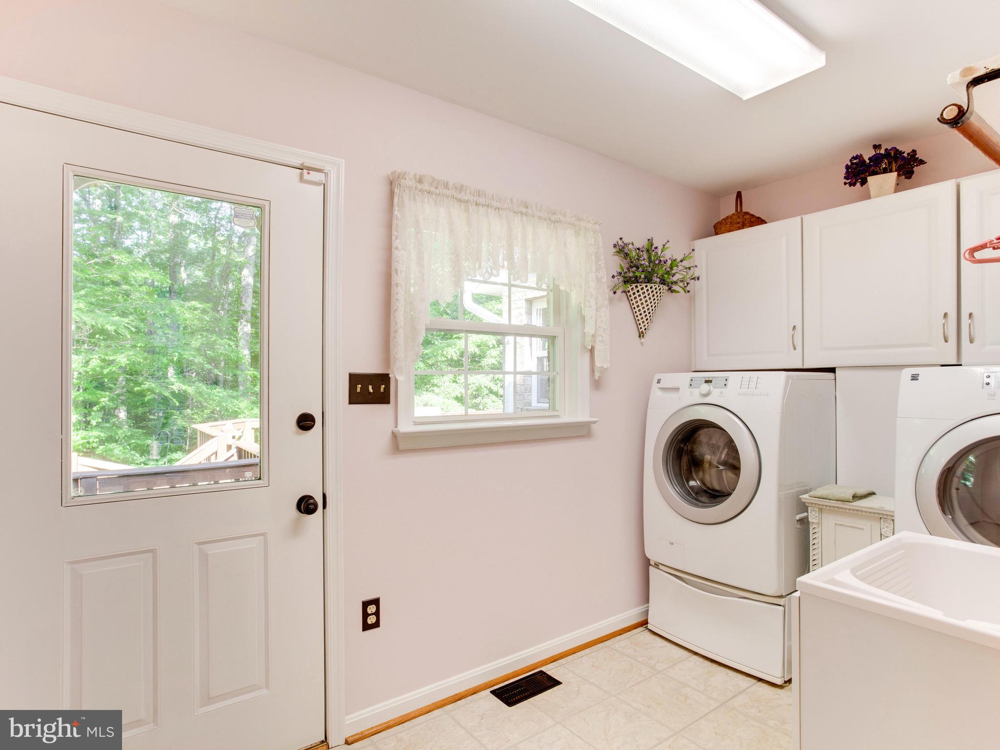 9710 Smith Way Dunkirk, MD 20754 - Photo 26 of 66 Laundry/mud room off of garage and exterior