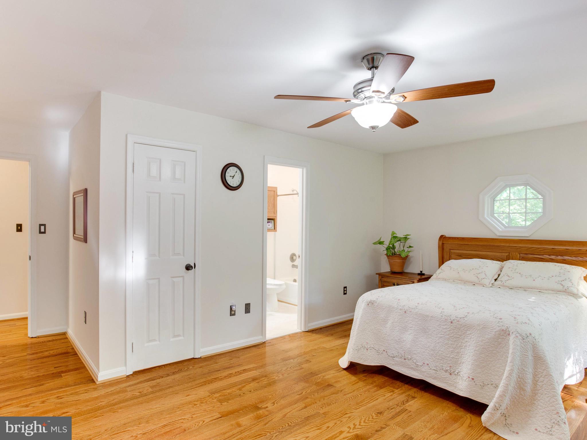 9710 Smith Way Dunkirk, MD 20754 - Photo 31 of 66 Master Bed 2 - Large bedroom