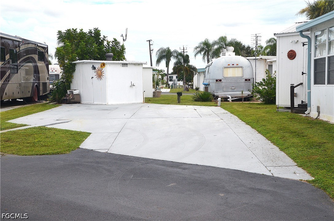 46900 Bermont Road Punta Gorda, FL 33982 - Photo 5 of 29 Gallery Image 5