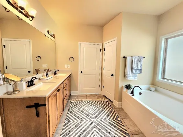$2,200 | 10733 Trailblazer Way, Pensacola, FL 32506