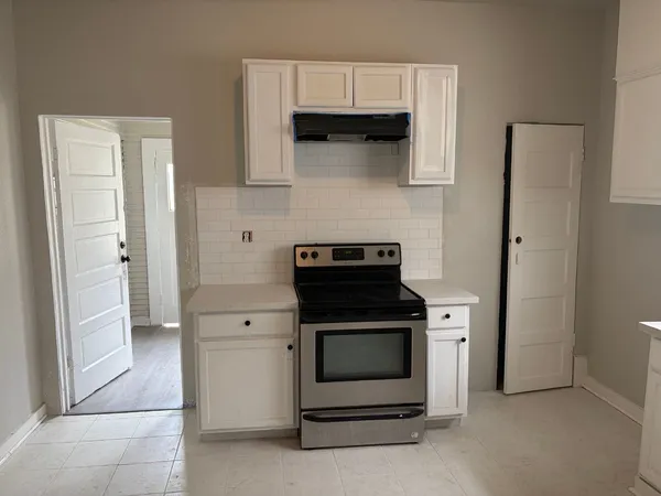 $1,500 | 2015 11th Street, Port Arthur, TX 77640