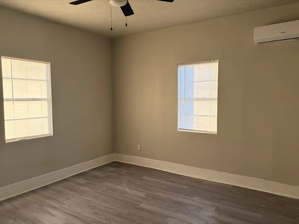 $1,500 | 2015 11th Street, Port Arthur, TX 77640