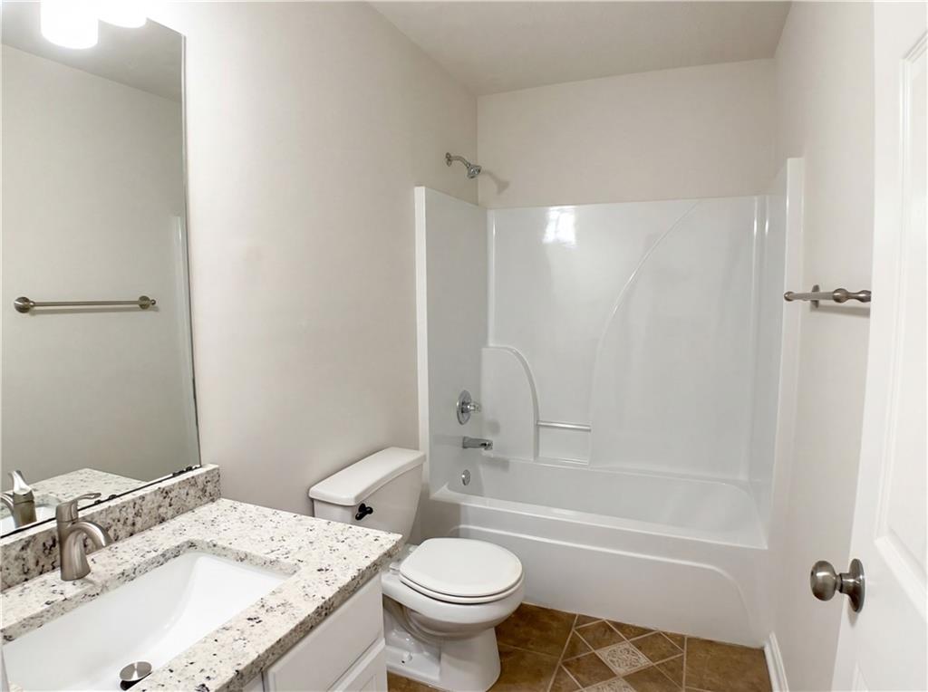 1426 River Falls View Monroe, GA 30655 - Photo 17 of 22