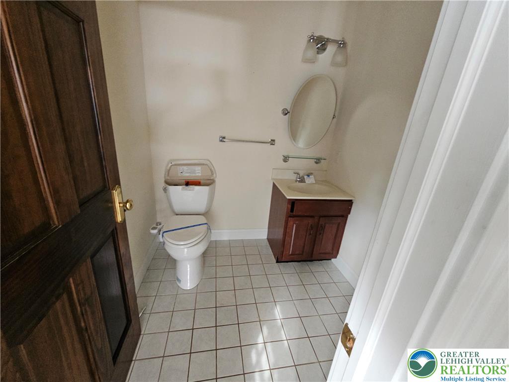 1 Dunminning Road Newtown Square, PA 19073 - Photo 18 of 30 a bathroom with a toilet and a shower