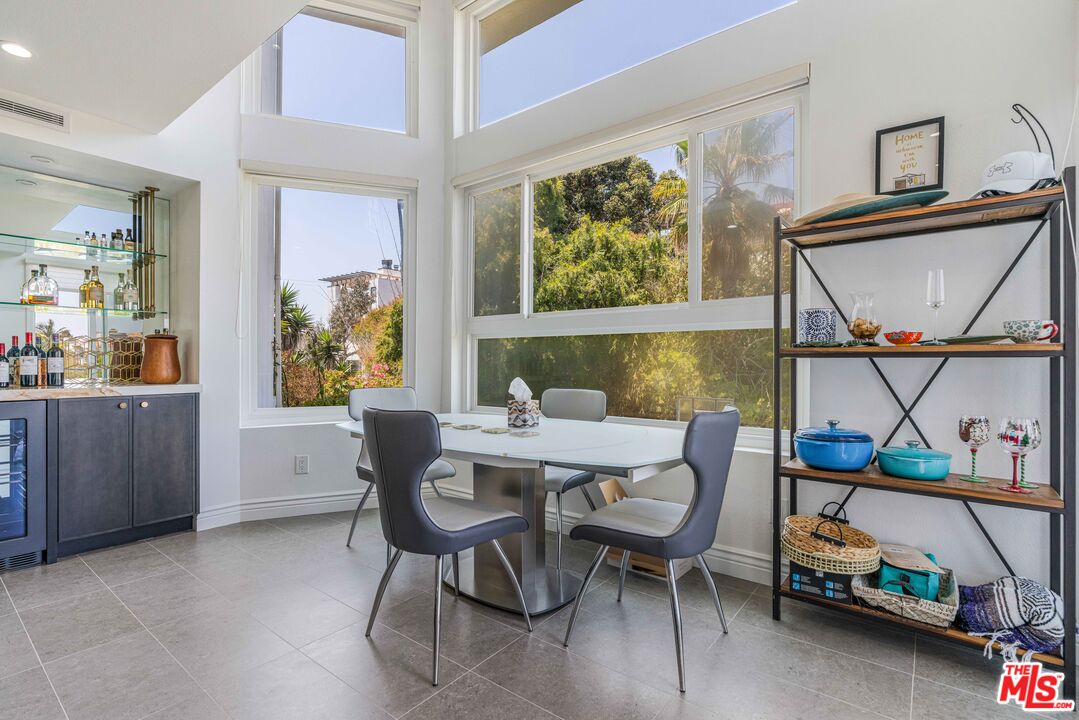 30 Reef Street, Unit 2 Marina del Rey, CA 90292 - Photo 16 of 34