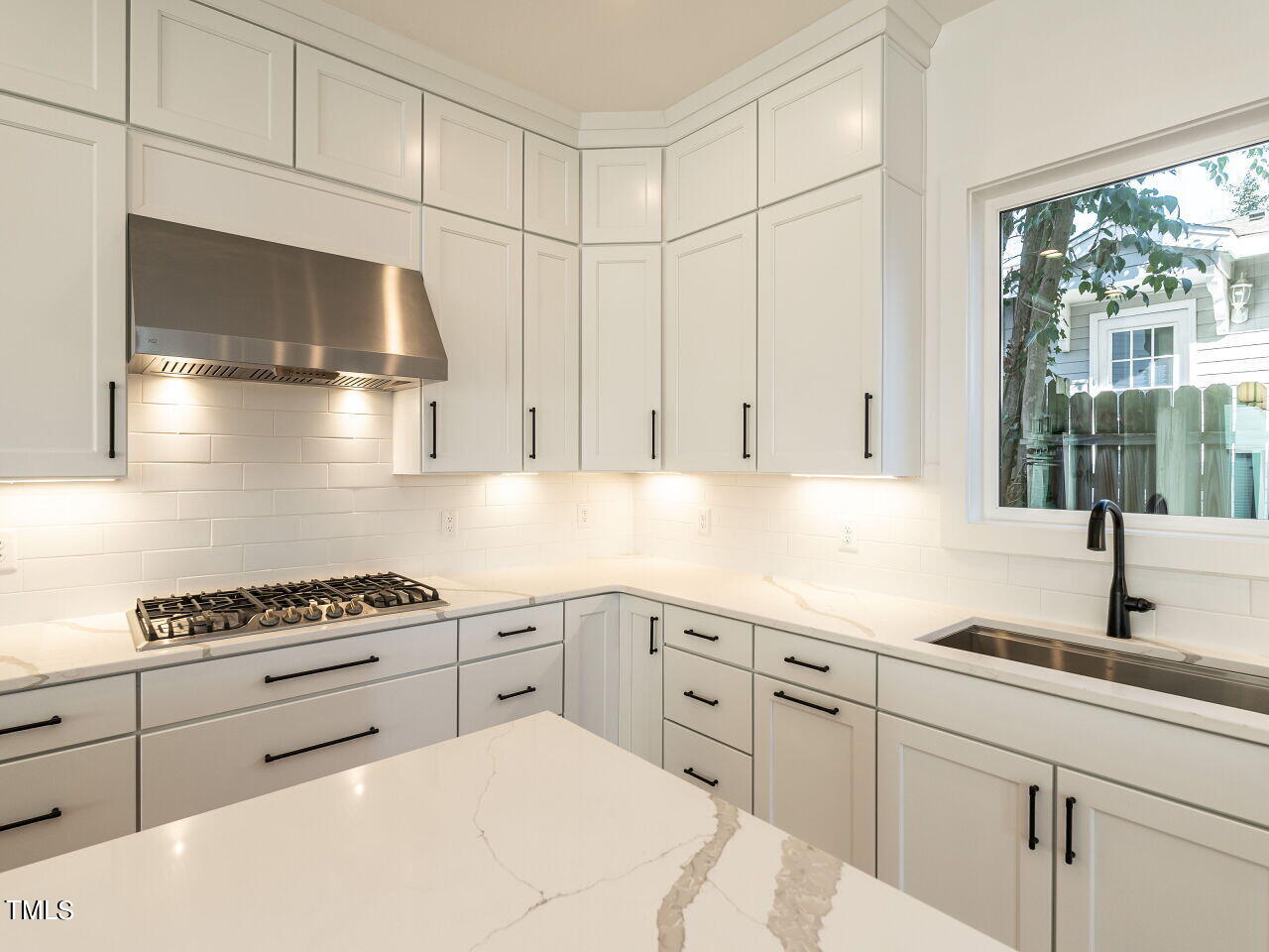 1524 Carson Street Raleigh, NC 27608 - Photo 17 of 52 KITCHEN
