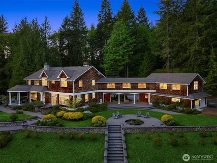 $2,699,999 | 0 Xxxx Undisclosed, Monroe, WA 98272