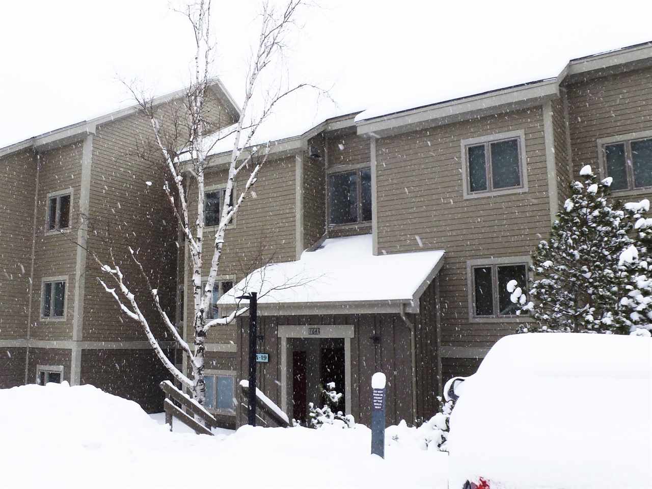 19 Snow Creek Road, Unit 19 Warren, VT 05674 - Photo 1 of 27 Gallery Image 1