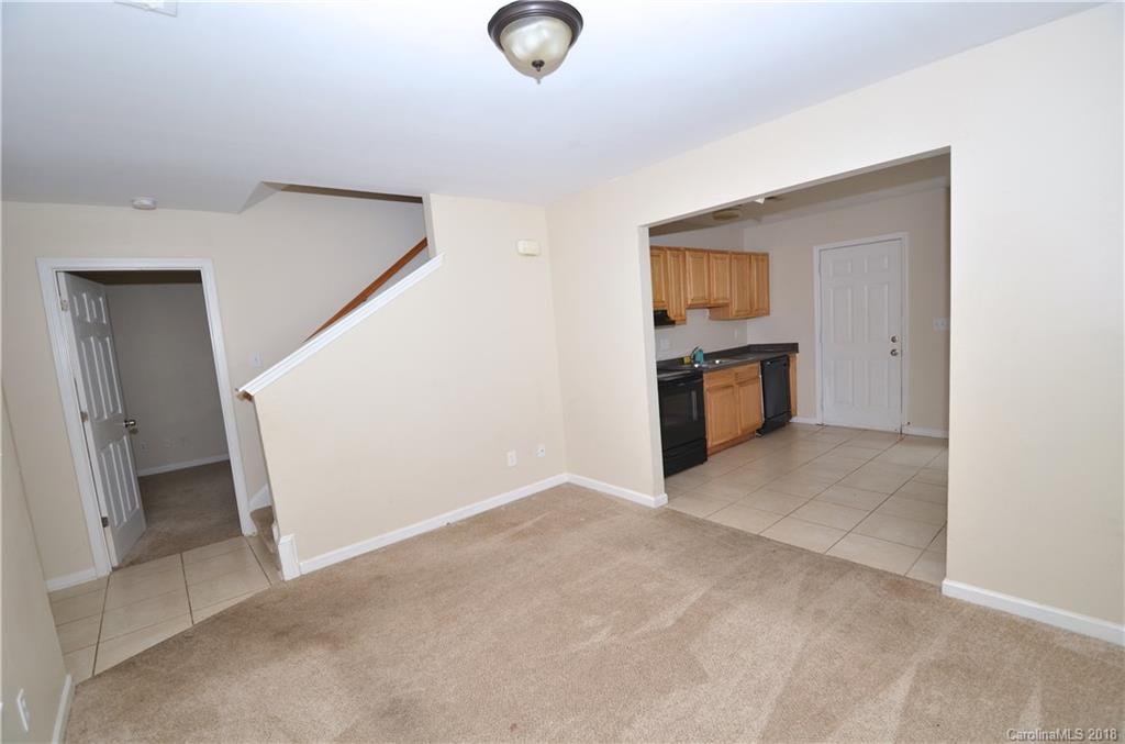 610 South Hoskins Road Charlotte, NC 28208 - Photo 4 of 13