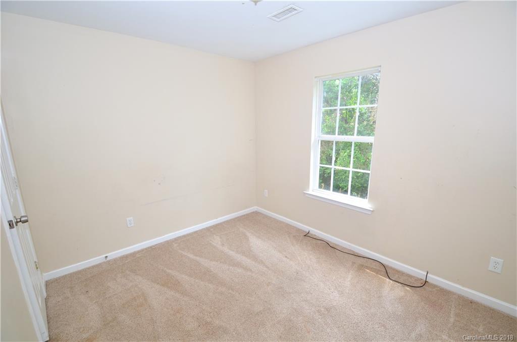 610 South Hoskins Road Charlotte, NC 28208 - Photo 10 of 13