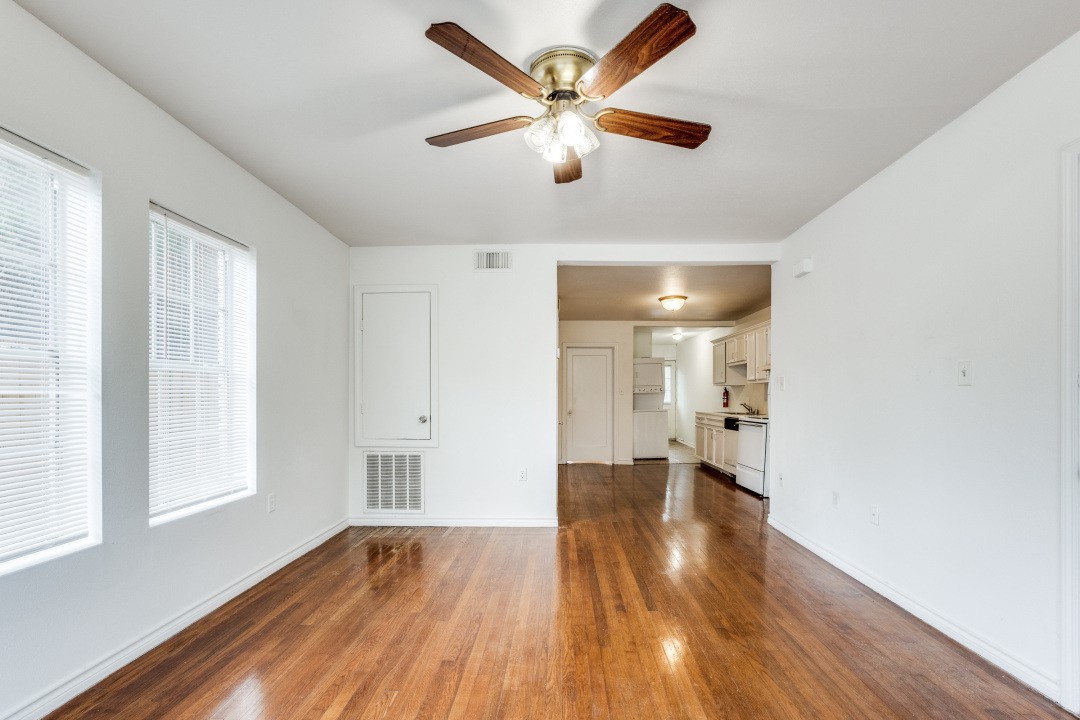 519 West Main Street, Unit 3 Houston, TX 77006 - Photo 3 of 12