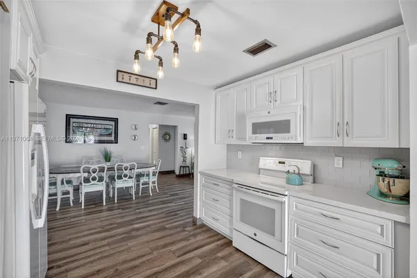 $650,000 | 641 Northwest 48th Avenue, Coconut Creek, FL 33063