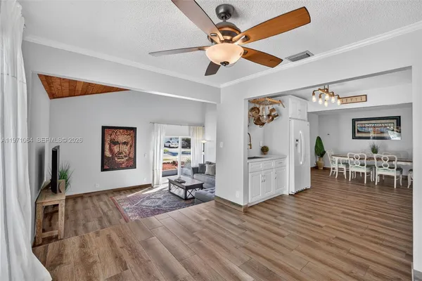 $650,000 | 641 Northwest 48th Avenue, Coconut Creek, FL 33063