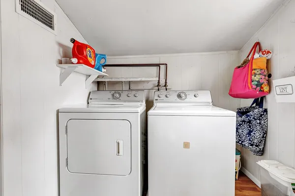 $244,900 | 308 South Superior Street, De Pere, WI 54115