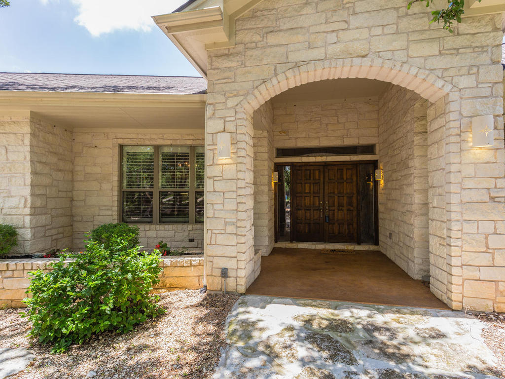 200 Sutton Place Georgetown, TX 78628 - Photo 1 of 1 Gallery Image 1