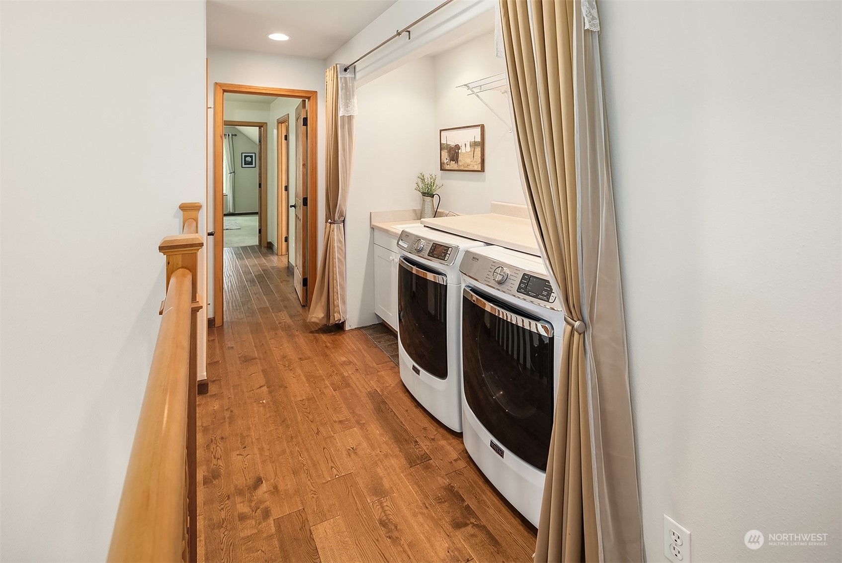 111 Chandler Road Cle Elum, WA 98922 - Photo 18 of 36 a view of a kitchen from a hallway