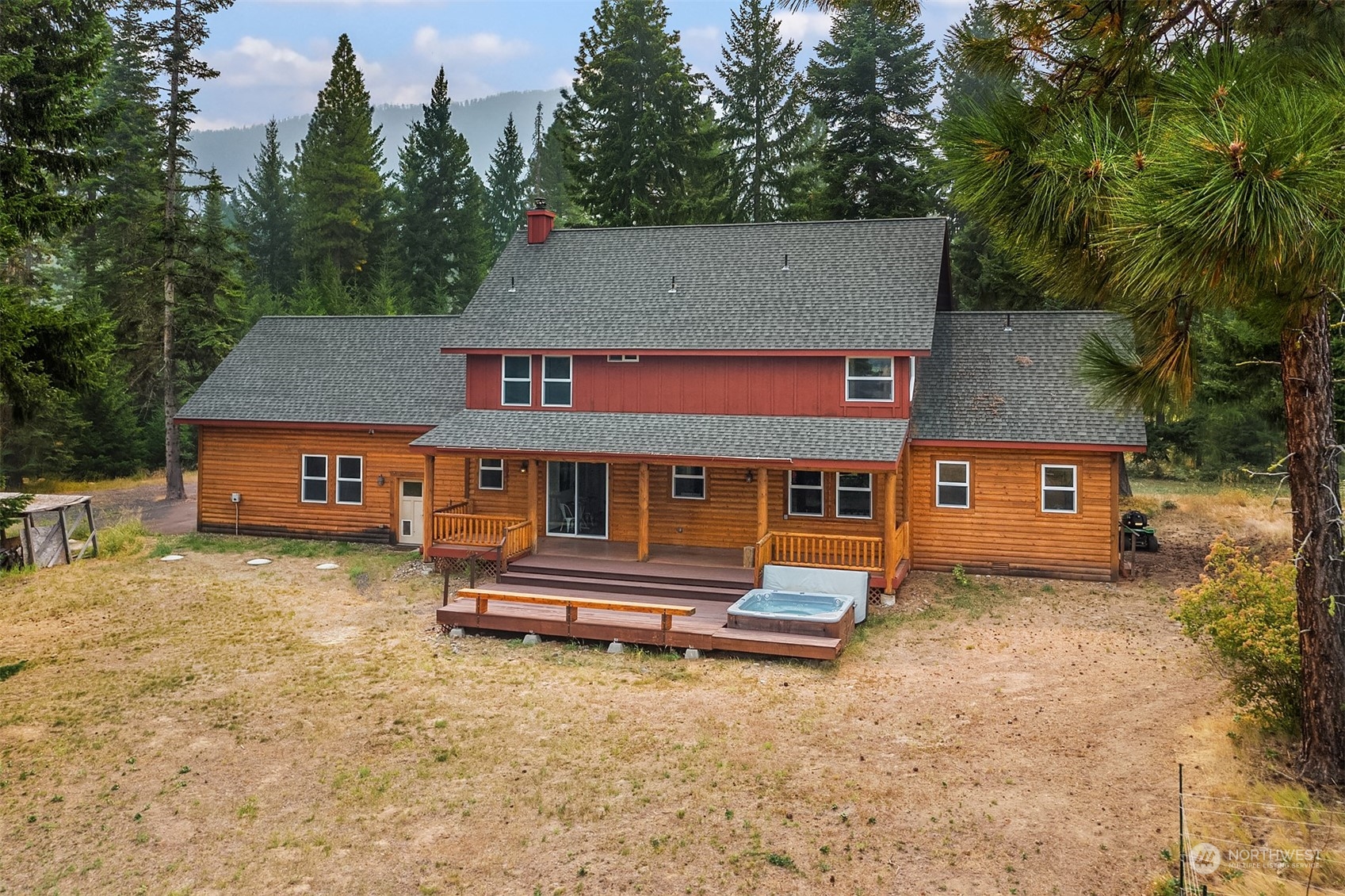 111 Chandler Road Cle Elum, WA 98922 - Photo 7 of 36 front view of a house with a yard