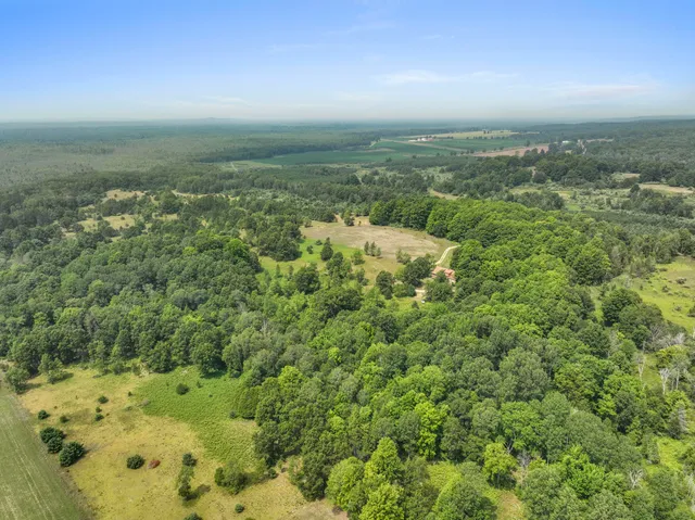 $675,000 | 4353 East 6 Mile Road, Luther, MI 49656