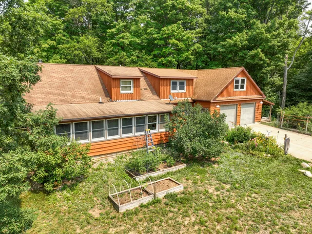 $675,000 | 4353 East 6 Mile Road, Luther, MI 49656