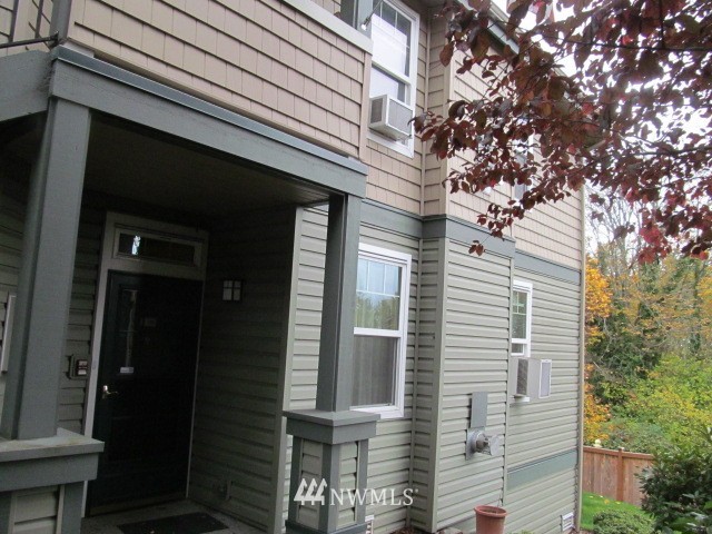 1500 South 18th Street, Unit F101 Renton, WA 98055 - Photo 8 of 24 Gallery Image 8