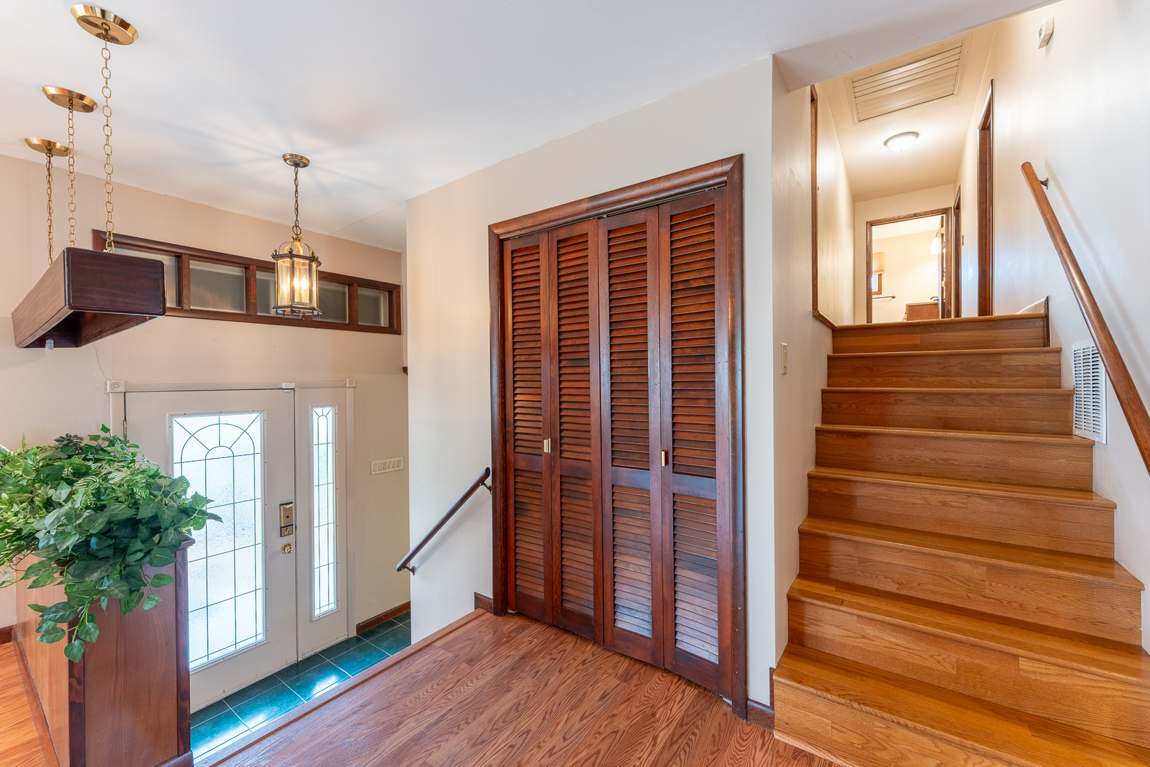 212 Kane Drive Herrin, IL 62948 - Photo 16 of 44 a view of entryway and hall with wooden floor