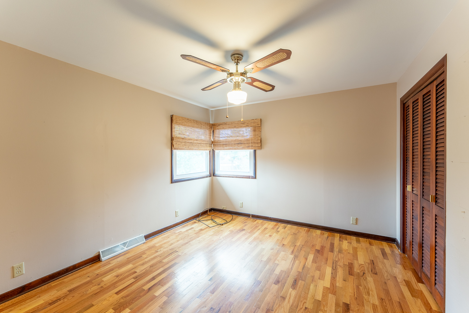 212 Kane Drive Herrin, IL 62948 - Photo 25 of 44 wooden floor in an empty room with a window