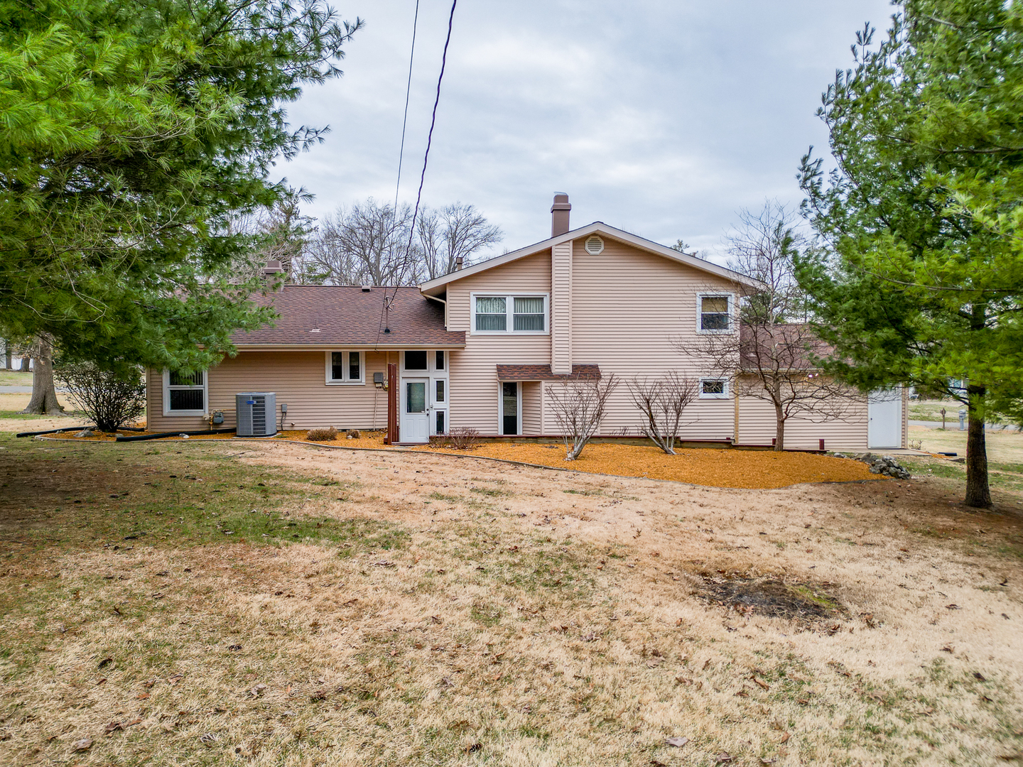 212 Kane Drive Herrin, IL 62948 - Photo 42 of 44 a view of a house with a yard