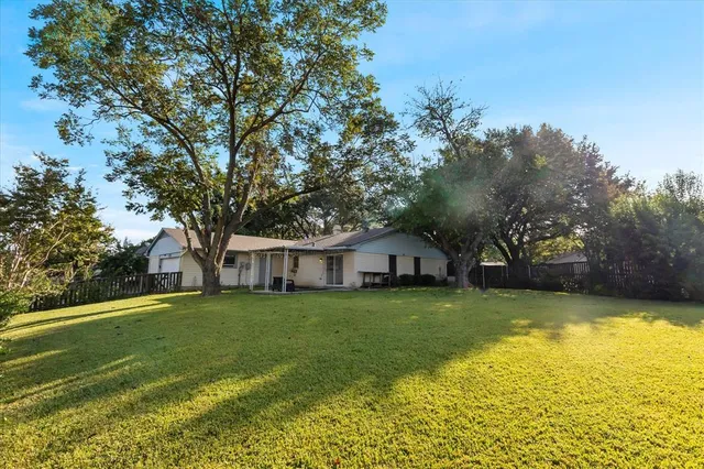 $2,450 | 2733 Biloxi Lane, Mesquite, TX 75150
