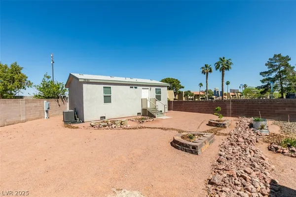 $1,199 | 3918 Calle Mirador, Unit ADU, Las Vegas, NV 89103