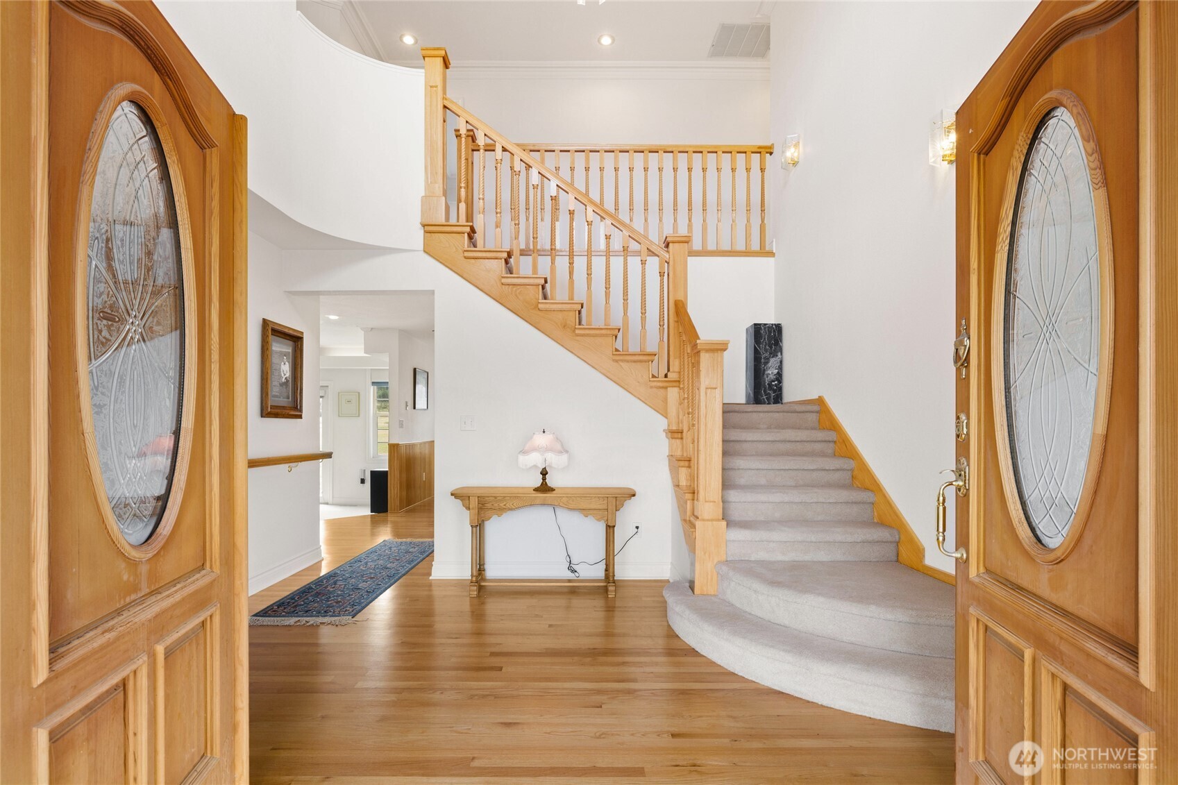 6280 Lower Peoh Point Road Cle Elum, WA 98922 - Photo 4 of 38 a view of entryway and hall with wooden floor