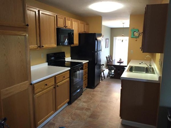 25 Highfield Road, Unit D Charlton, MA 01507 - Photo 6 of 16