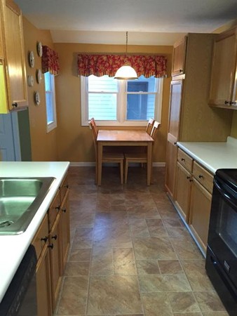 25 Highfield Road, Unit D Charlton, MA 01507 - Photo 7 of 16
