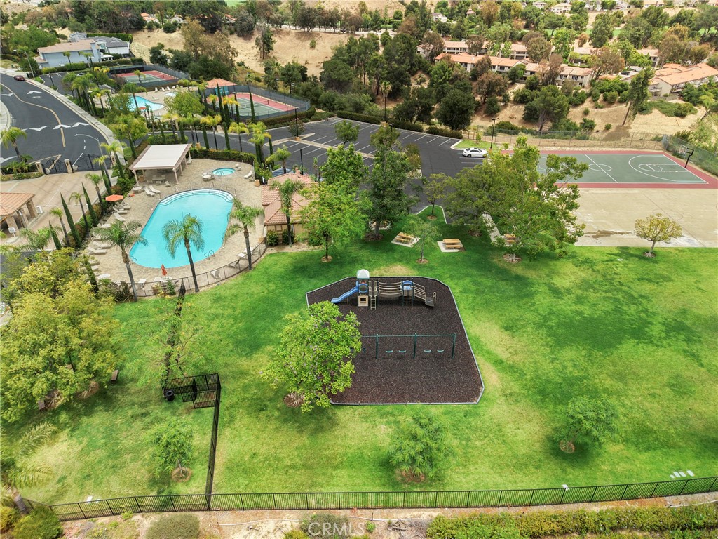 19784 Yosemite Circle Porter Ranch, CA 91326 - Photo 37 of 40