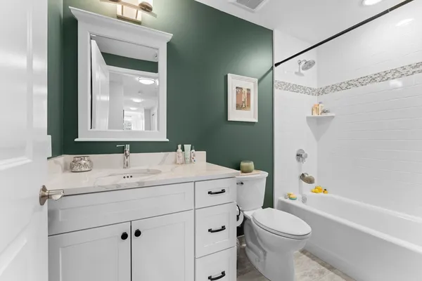 $799,000 | 131 Eliot Street, Unit 311, Milton, MA 02186