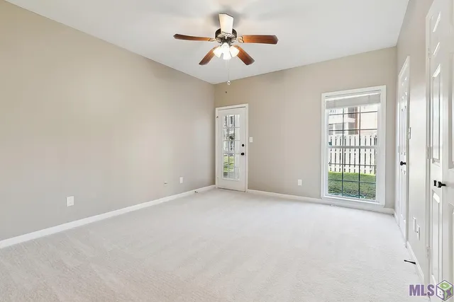 $159,000 | 7312 North Jefferson Pl Circle, Unit A, Baton Rouge, LA 70809