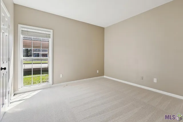 $159,000 | 7312 North Jefferson Pl Circle, Unit A, Baton Rouge, LA 70809