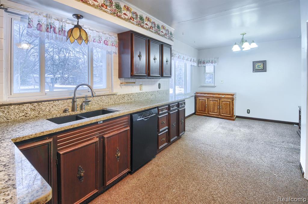 4105 North Irish Road Davison, MI 48423 - Photo 16 of 32