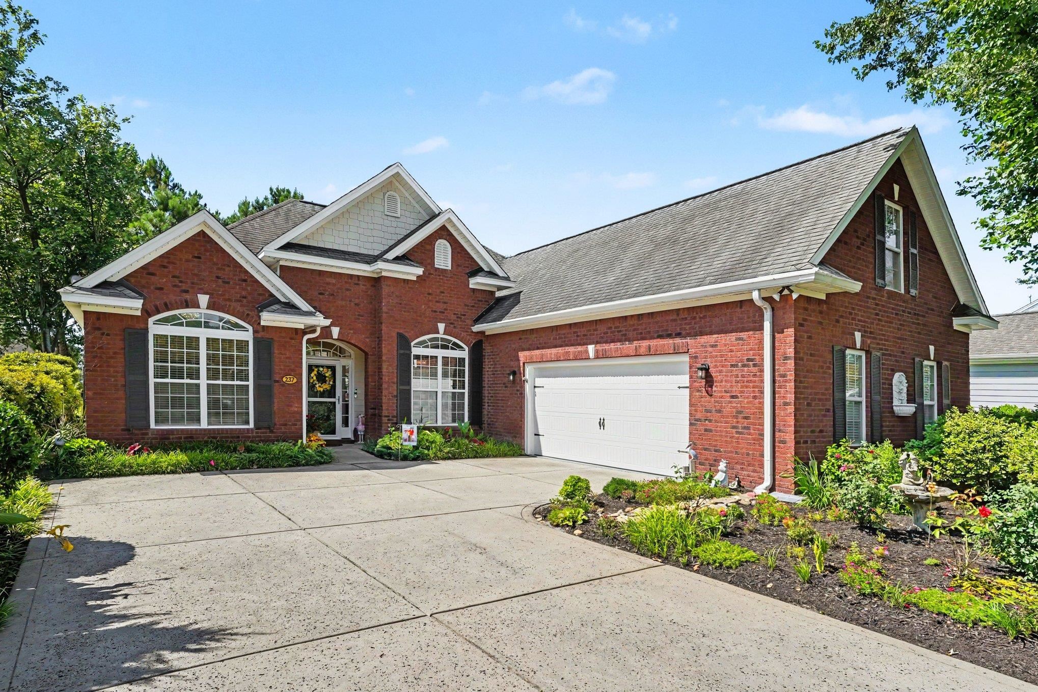 237 St David's Avenue Myrtle Beach, SC 29588 - Photo 4 of 45