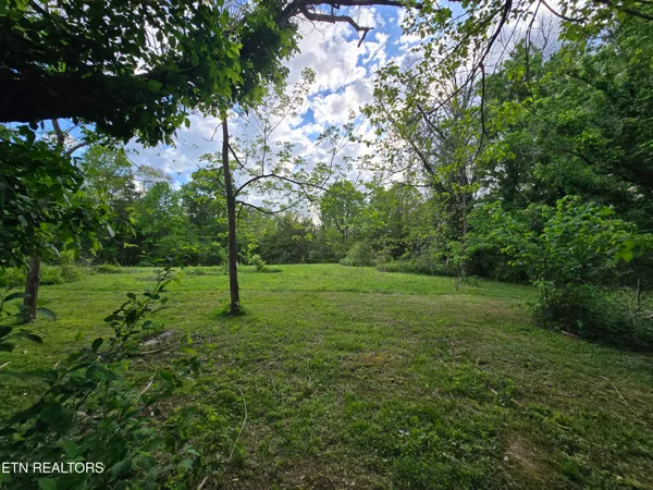 $279,000 | 224 Parkey Road, Ewing, VA 24248